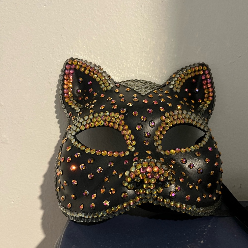 Pink rose gold rhinestone crystal cat mask